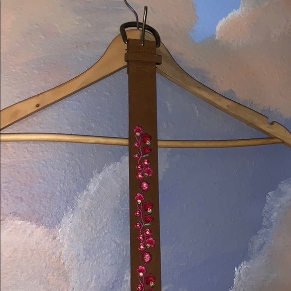 flower belt - Picture 1 of 2